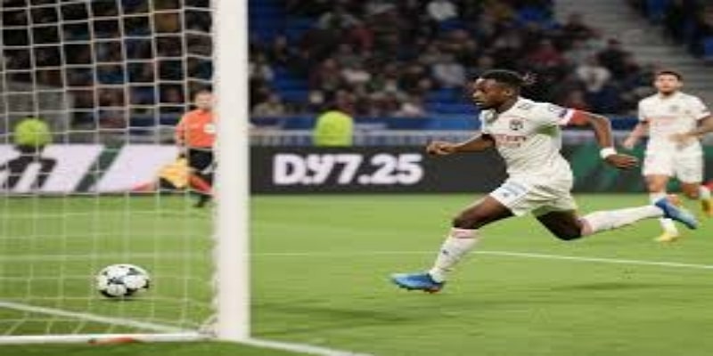 从英冠到英超—草根奇迹的崛起-FB体育