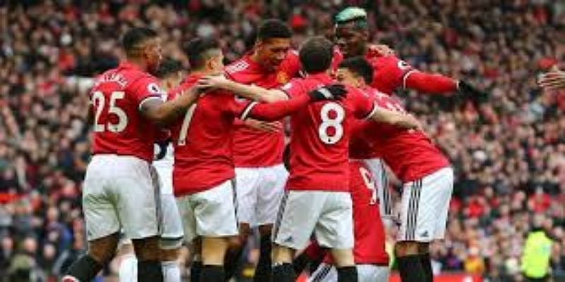 比赛综述—博格巴闪耀夜空-FB体育