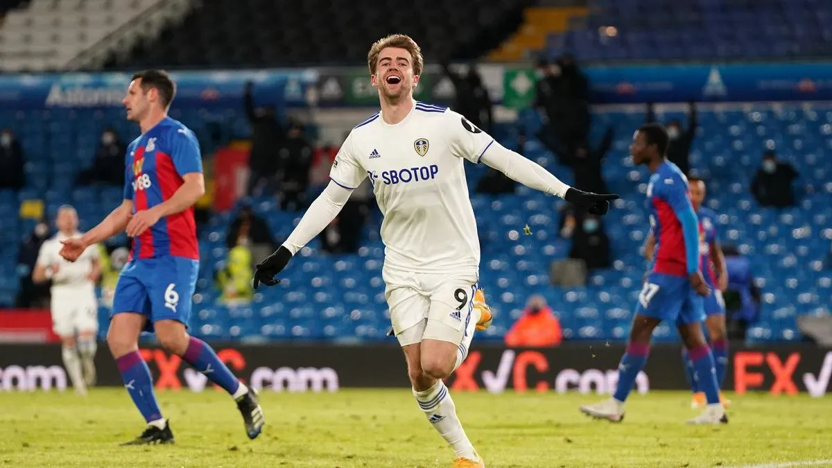 比赛开局：双方试探与攻防-FB体育