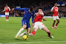 FB体育赛前回顾：历史交锋中的微妙暗流-FB体育